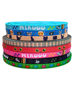 Conjunto de rolos de fita elástica com diversas estampas ideal para a fabricação de coleiras para gatos